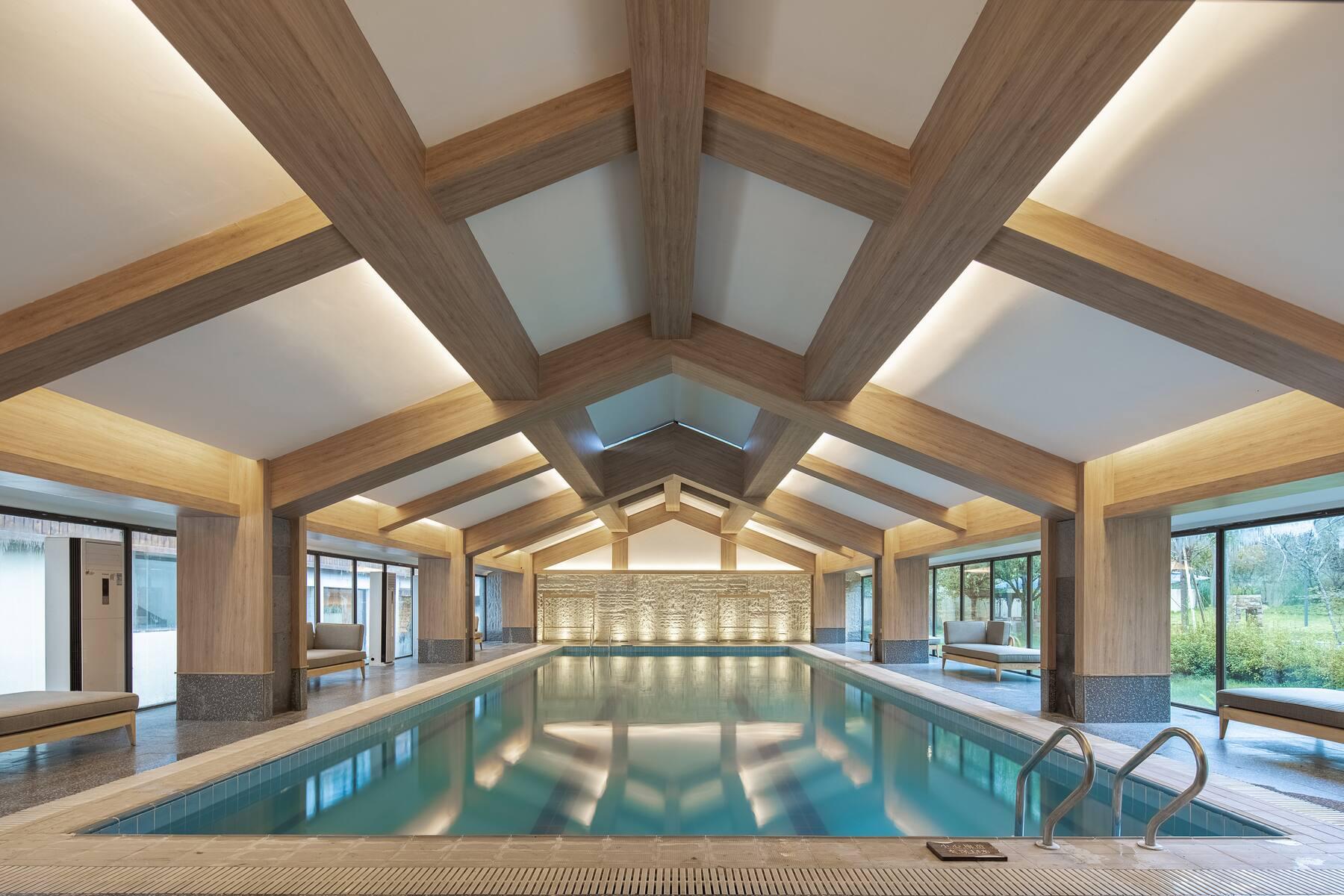 Howard Johnson Huashuiwan Hot Springs Resort Chengdu Bagian luar foto